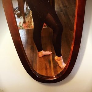 Women’s dark purple workout leggings